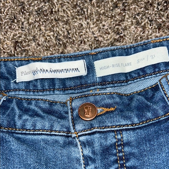 Pilcro High-Rise Flare Jeans with Raw Hem - Picture 2 of 7